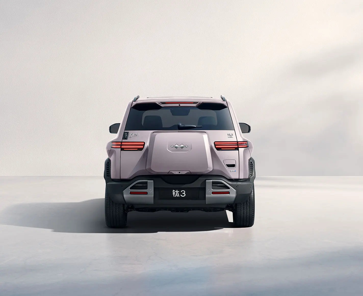 Titanio 3   4WD Intelligent Driving Max Edition