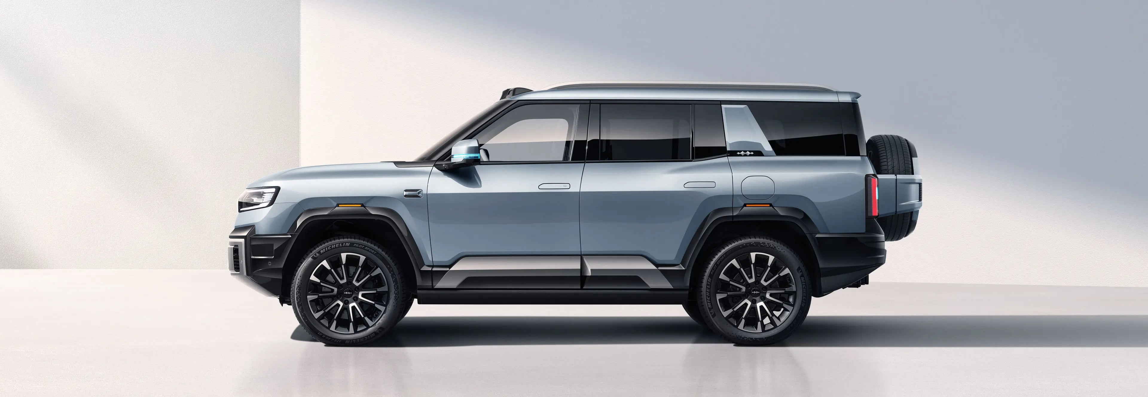 Leopardo 8  Tianshen Smart Drive Ultra Edition