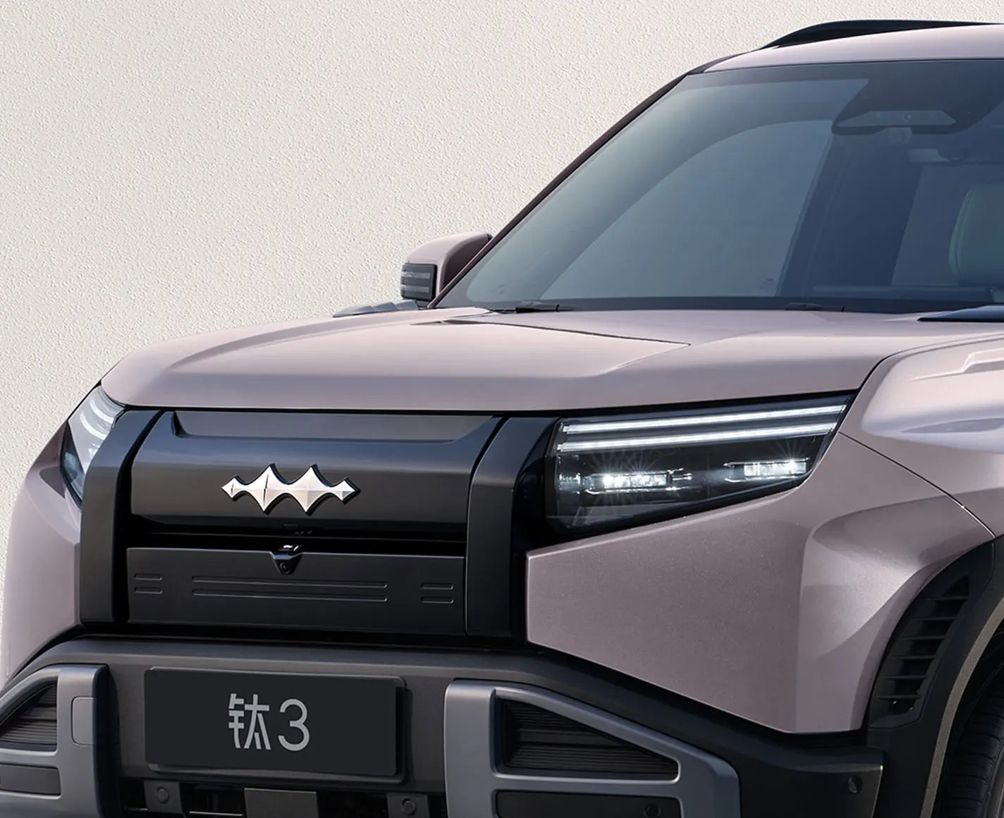 Titanio 3   4WD Intelligent Driving Max Edition