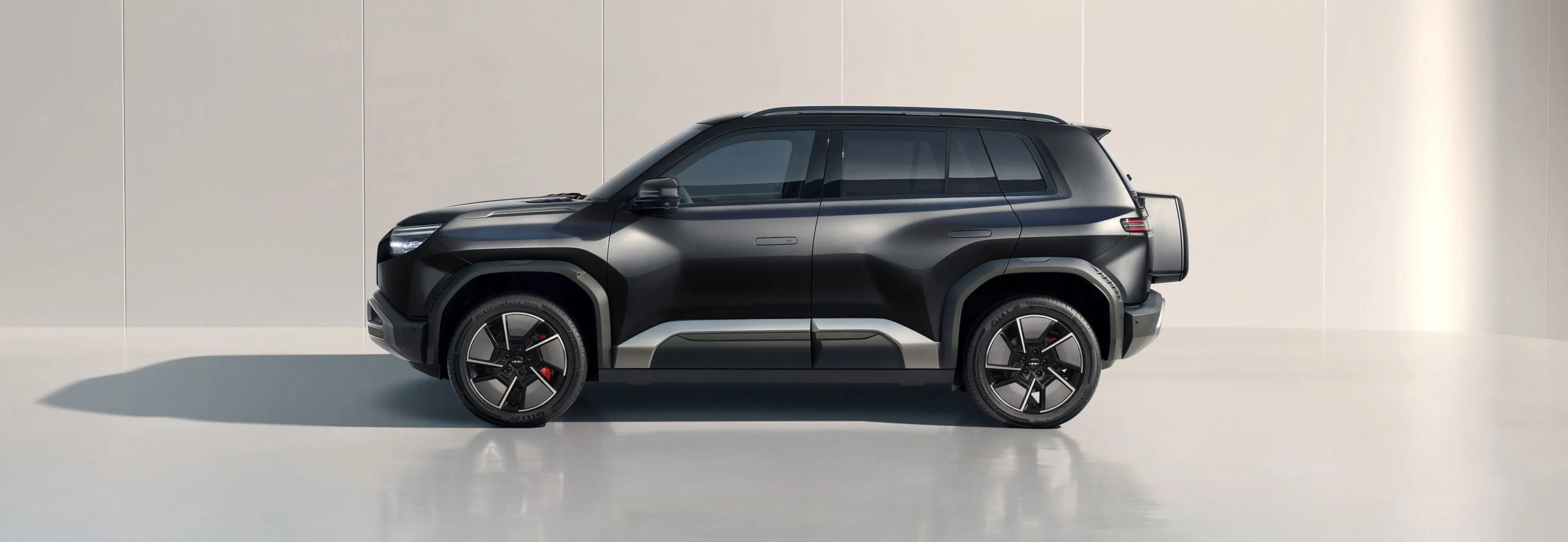 Titanio 3   4WD Intelligent Driving Max Edition