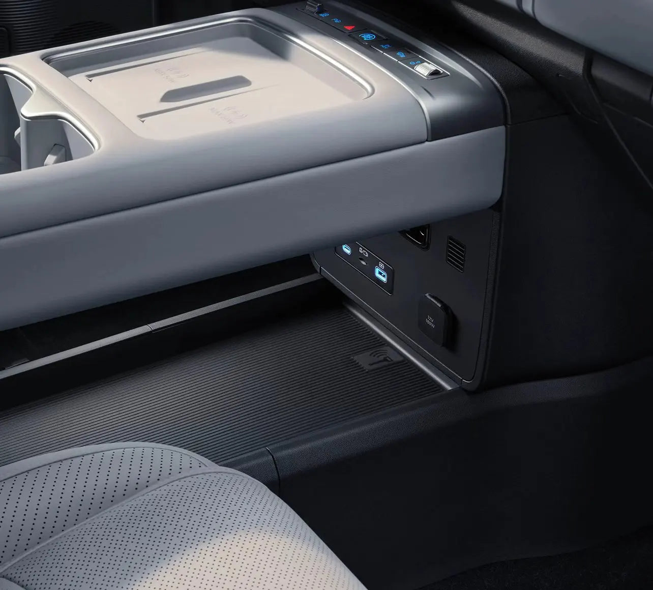 Titanio 7   4WD Max version  190KM