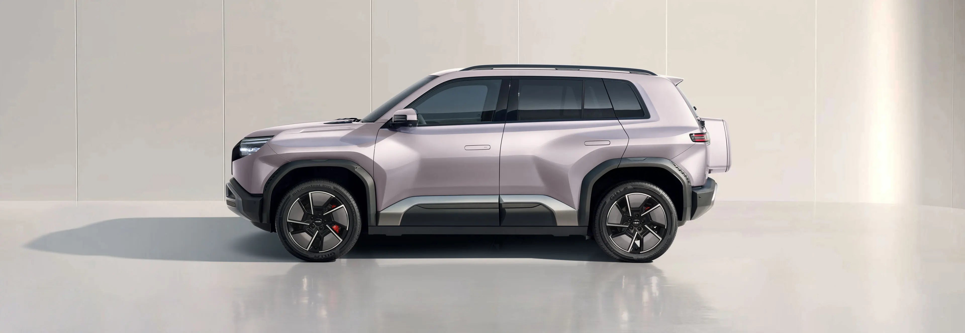 Titanio 3   4WD Intelligent Driving Max Edition